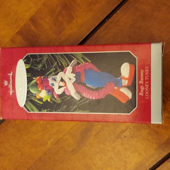 HALLMARK | KEEPSAKE ORNAMENT | BUGS BUNNY / LOONEY TUNES - Picture 6 of 8